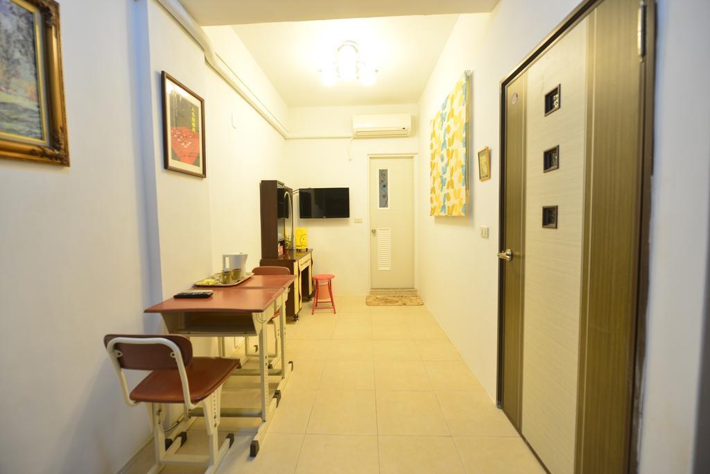 花蓮快樂腳旅宿 Hualien City Room photo